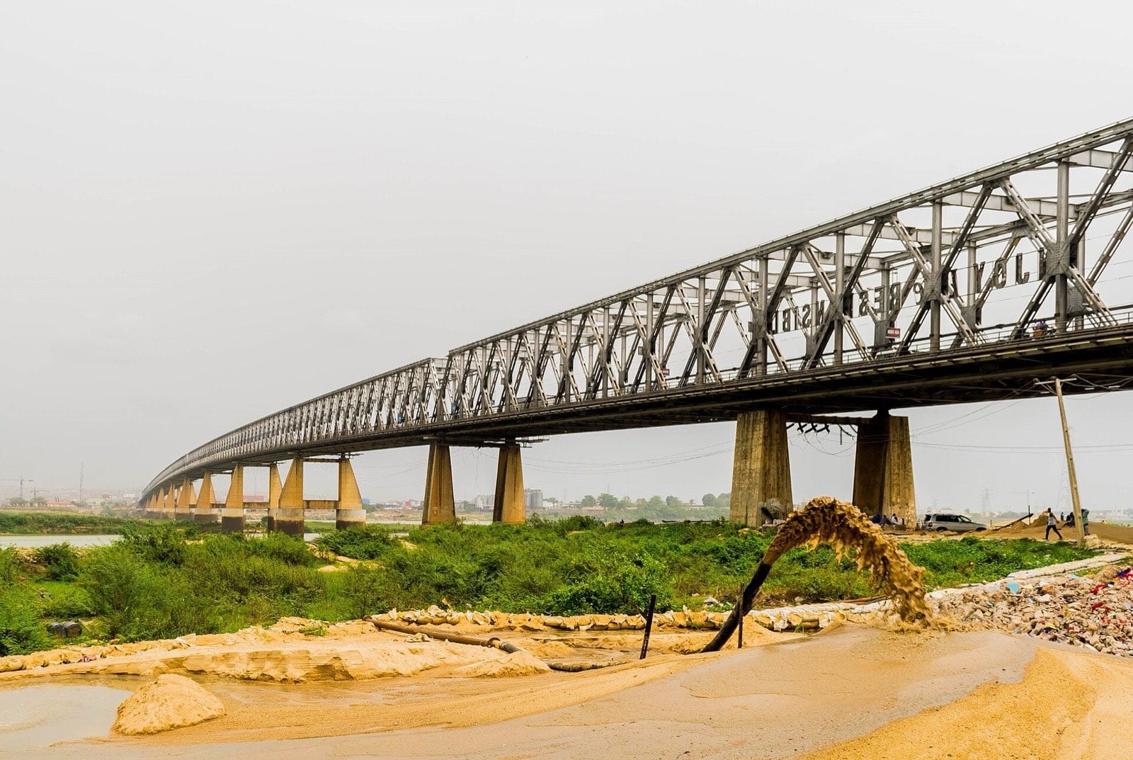 The Niger bridge seen along its length between Onitsha and Asaba.